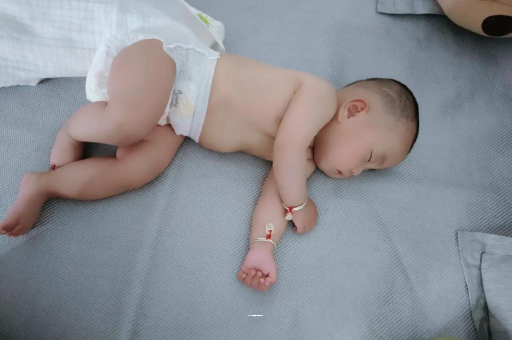 舞钢1岁宝宝可以吃盐吗